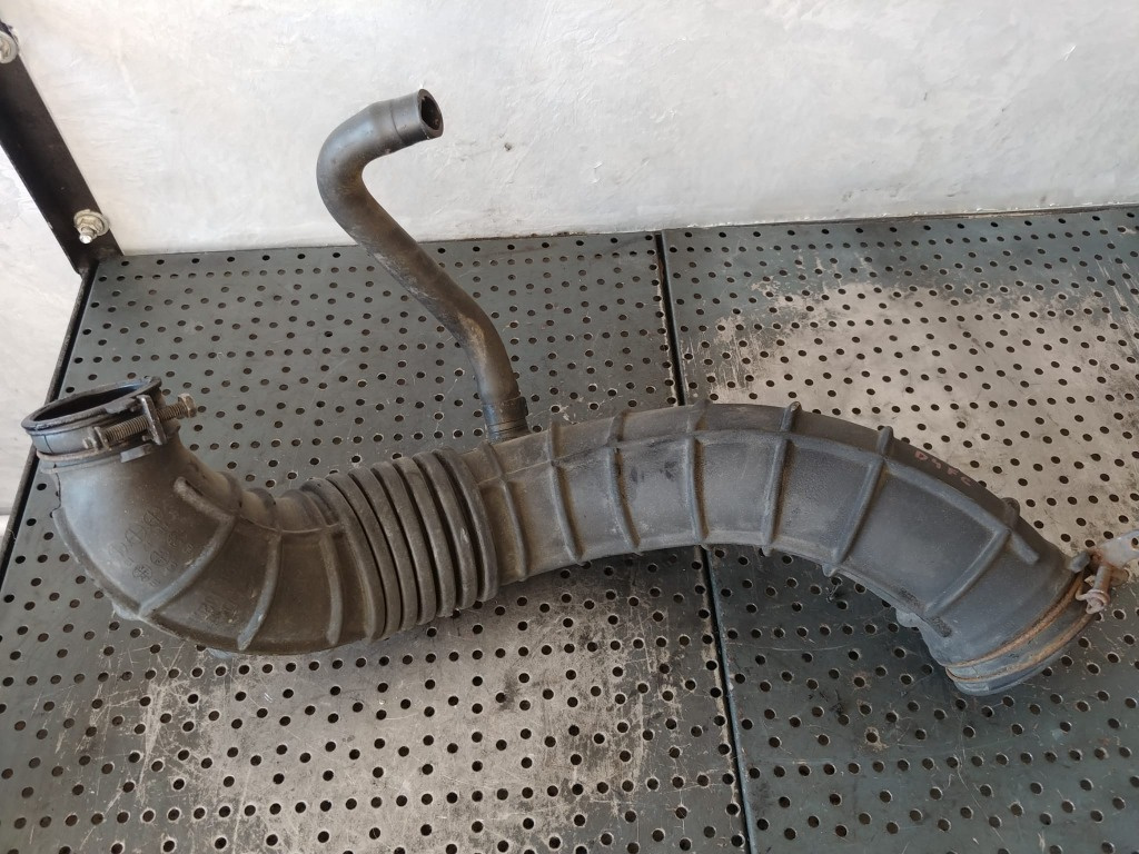 Furtun admisie 1.4 crdi d4fc hyundai i20 ix20 28138-ij200