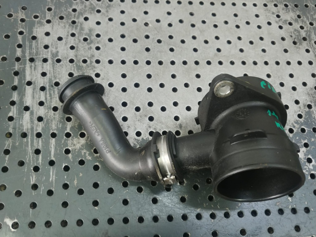 Furtun admisie 1.4 tdci kvja ford fiesta 6 av2q-6a886-a