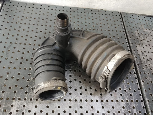 Furtun admisie 2.0 tdi cag audi a6 c6 4f 4f0129615k
