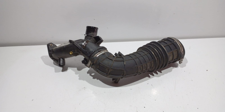 Furtun admisie A6070900037 1.5CDI Mercedes-Benz B-Class W246 [2011 - 2015]