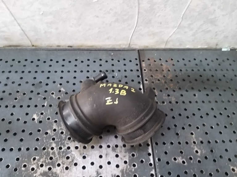Furtun admisie aer 1.3 b mazda 2 0140812450