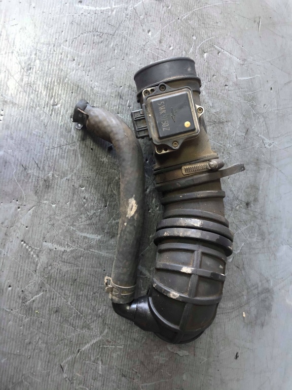 Furtun admisie aer 1.4 b opel vectra b 90411676