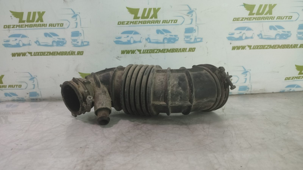 Furtun admisie aer 28130-2w300 2.2 crdi Hyundai Santa Fe DM [2012 - 2016]