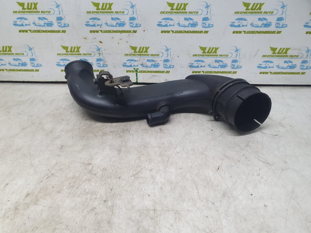 Furtun admisie aer 329788454 Opel Zafira B [2005 - 2010] 1.9 cdti Z19DTH