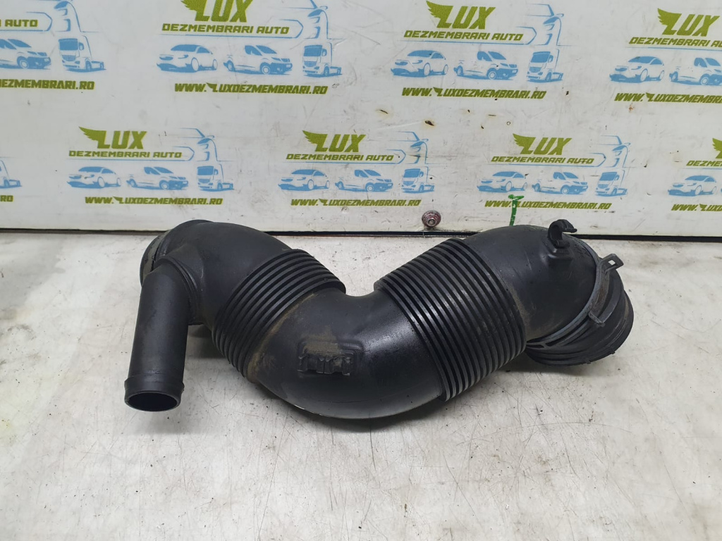 Furtun admisie aer 3c0129654m 1.6 tdi CAYC Volkswagen VW Golf 6 [2008 - 2015]