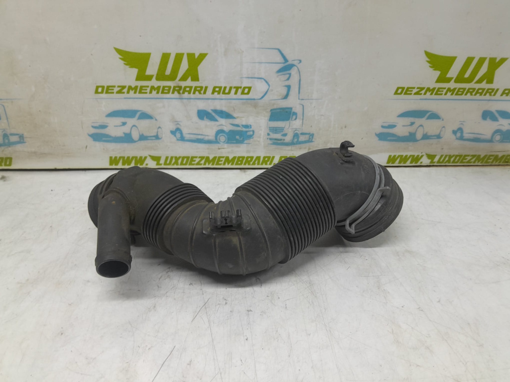 Furtun admisie aer 3c0129654p 2.0 tdi BMN Audi A3 8P [2003 - 2005]
