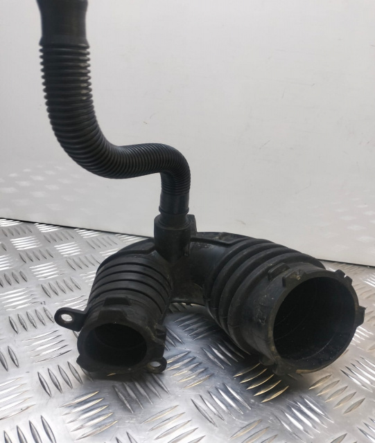Furtun admisie aer 4f0129615e Audi A6 4F/C6 [2004 - 2008]