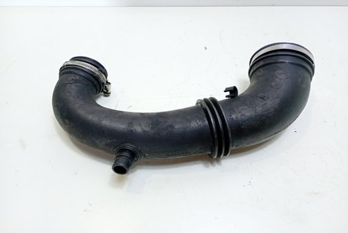 Furtun admisie aer 8200396908B Nissan Primastar