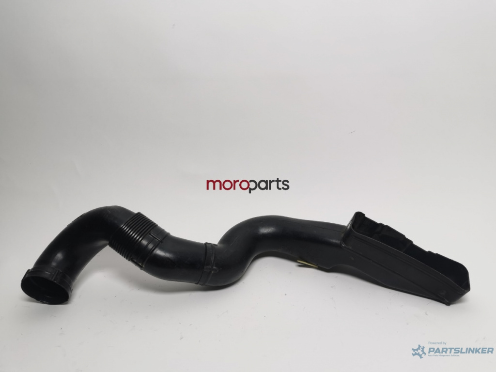 Furtun admisie aer AUDI A2 8Z0 2000 - 2005 1.4 AUA, BBY 8Z0129617B