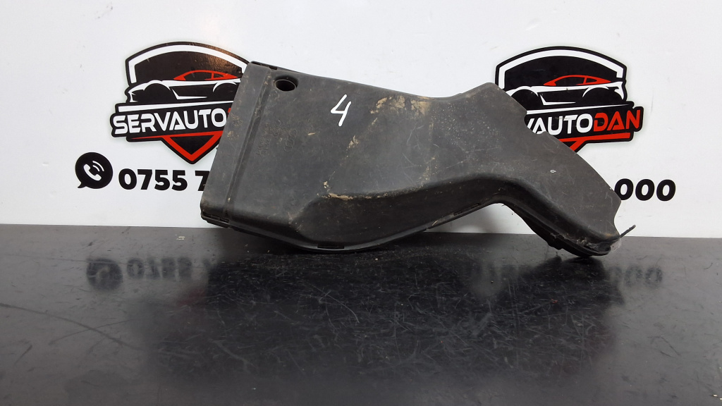 Furtun admisie aer Audi A4 (2001-2004) [