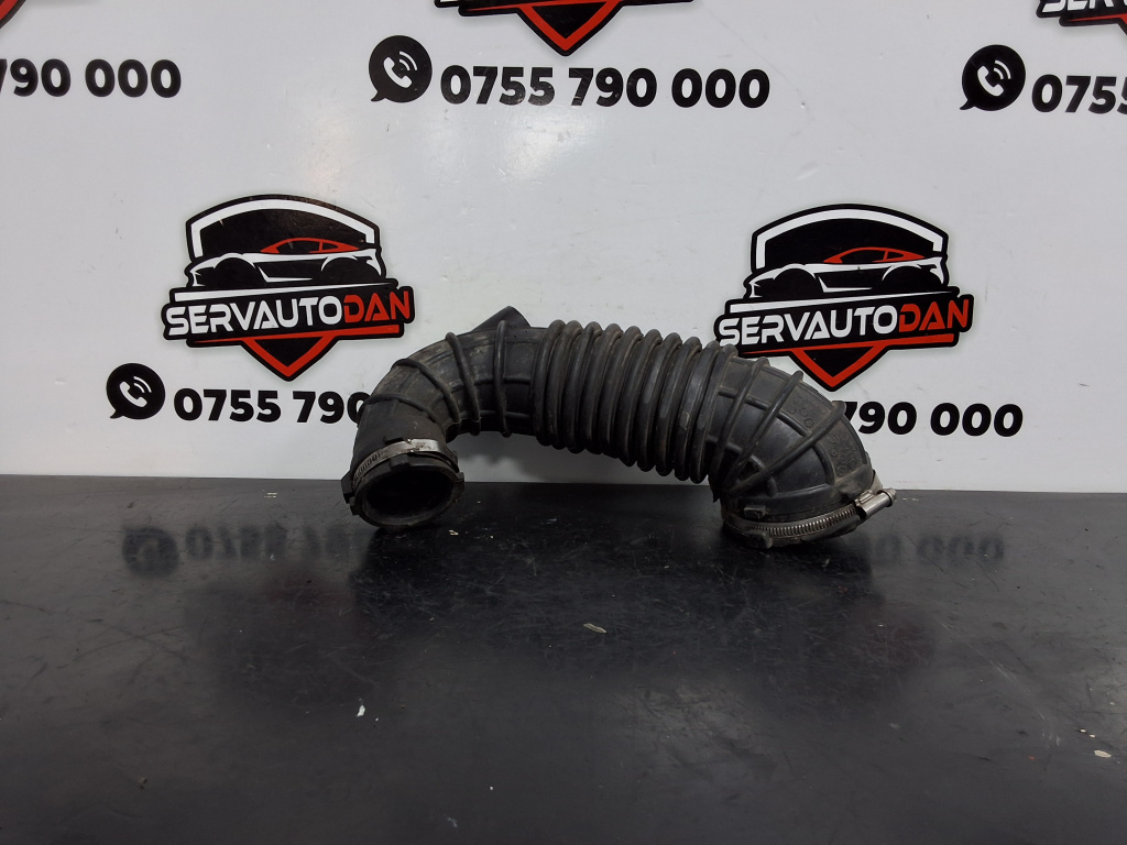 Furtun admisie aer Audi A4 (2008-2011) [8K2, B8] 2.0 Motorina 2011, 03G129629
