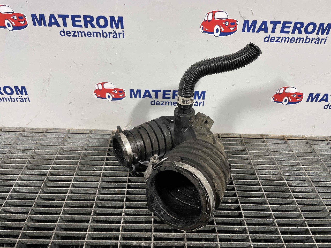 FURTUN ADMISIE AER AUDI A6 A6 2.0 TDI - (2004 2009)