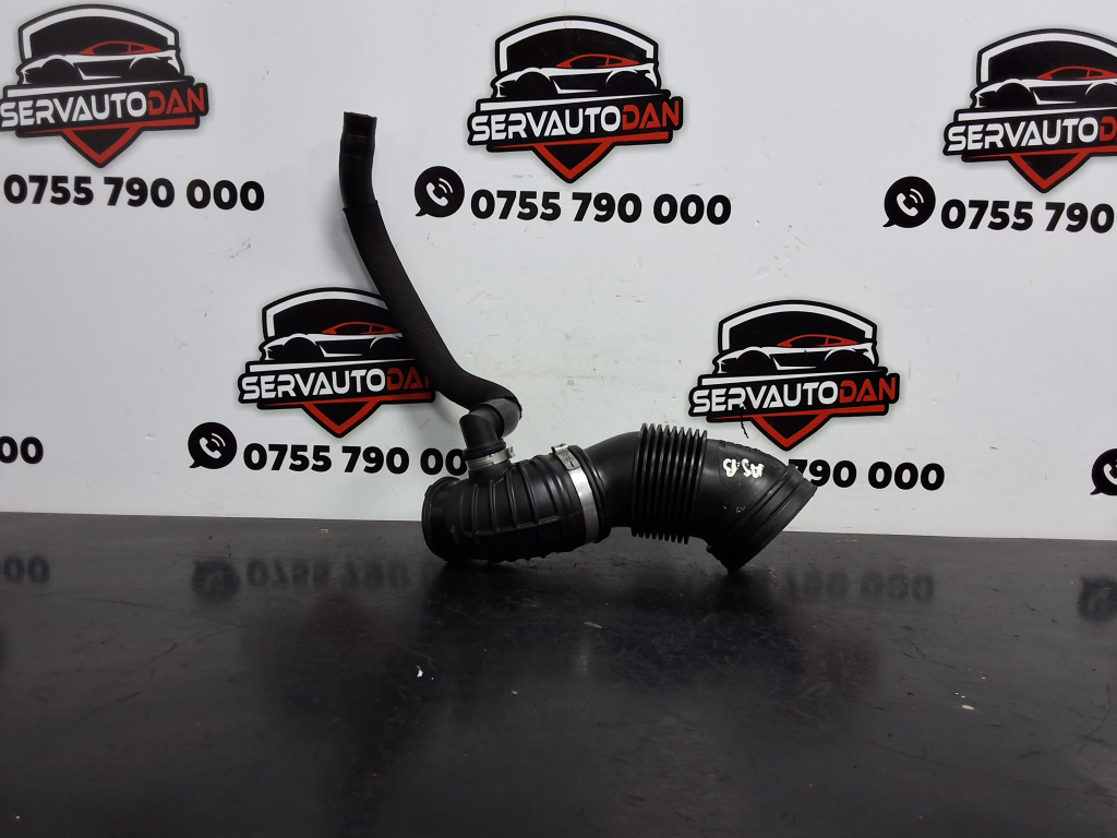 Furtun admisie aer Audi A8 (2002-2009) [4E] D3 3.0 Motorina 2008, 4E0145747E