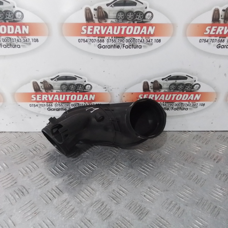 Furtun admisie aer BMW Seria 7 (2008-2015) [F01, F02] 3.0 Motorina 2012, 7807493