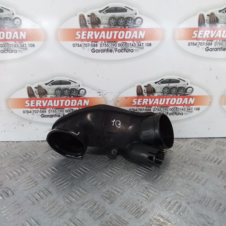 Furtun admisie aer BMW Seria 7 (2008-2015) [F01, F02] 3.0 Motorina 2012, 7807493