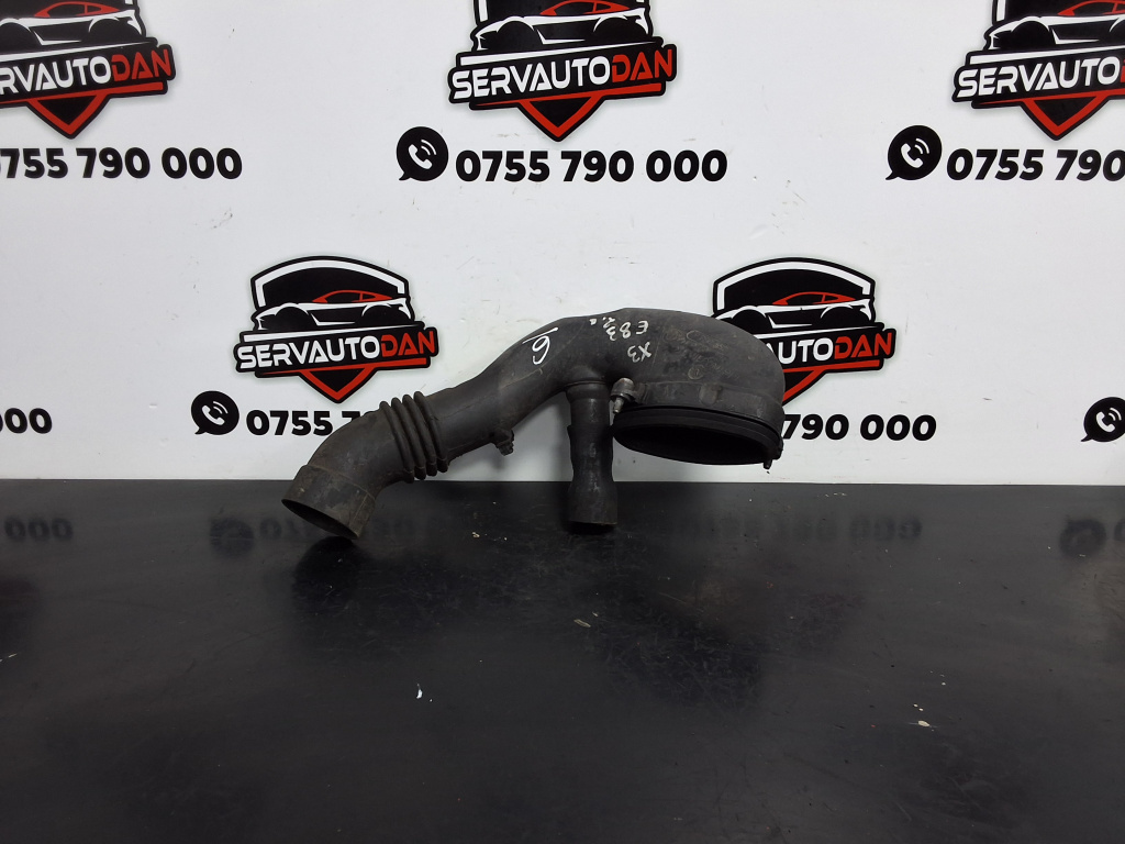 Furtun admisie aer BMW X3 (2004-2010) [E