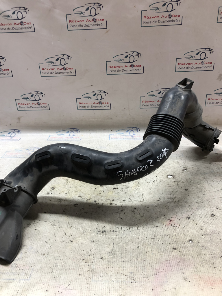 Furtun admisie aer filtru motor Dacia Sandero 2 0.9 Benzina 2018, 165556691R