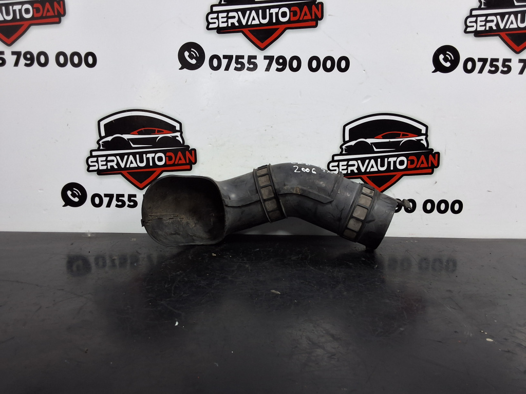 Furtun admisie aer Jeep Cherokee (2001-2008) 3.0 Motorina 2008, 53013794AB
