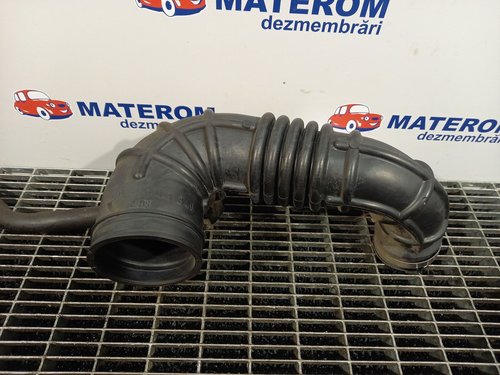 FURTUN ADMISIE AER KIA CARNIVAL 2.9 CRDI - (2001 2009)