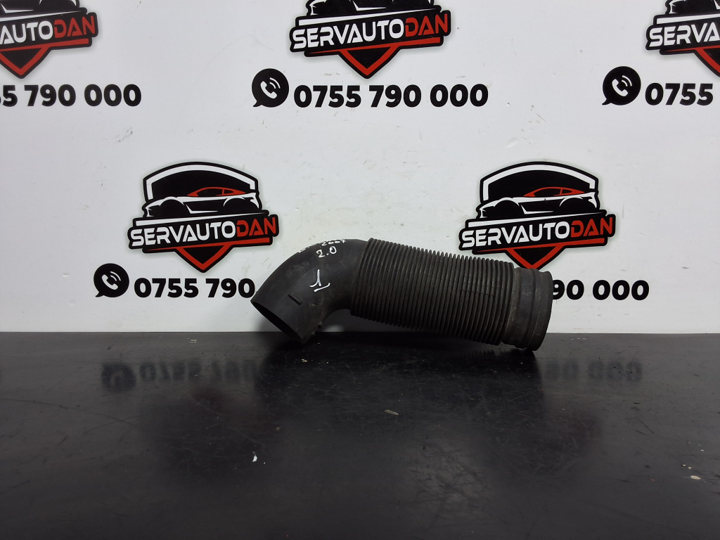 Furtun admisie aer Mercedes-Benz B-Class (2004-2011) [W245] 2.0 Motorina 2007, -