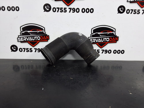 Furtun admisie aer Mercedes-Benz C-Class (2001-2007) [W203] 2.2 Motorina 2004, A6110940587