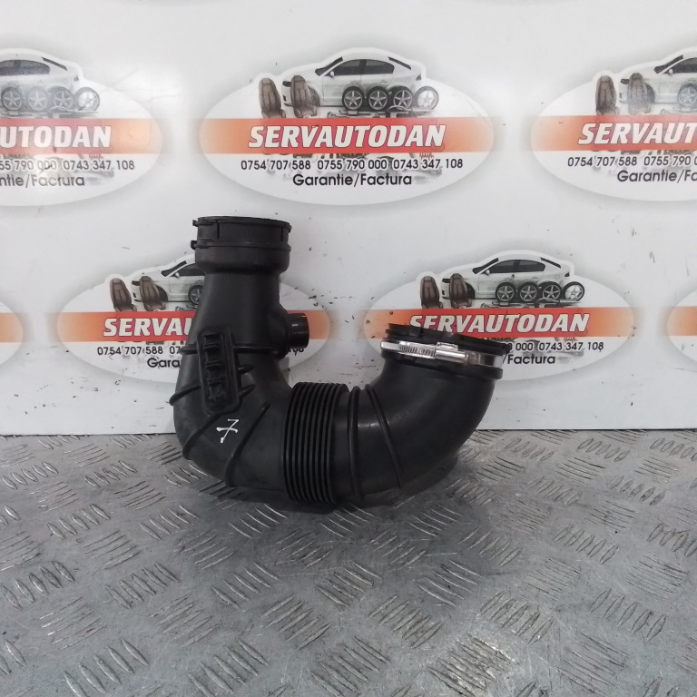 Furtun admisie aer Mercedes-Benz E-Class (2009->) [W212] 2.2 Motorina 2012, A6510900337