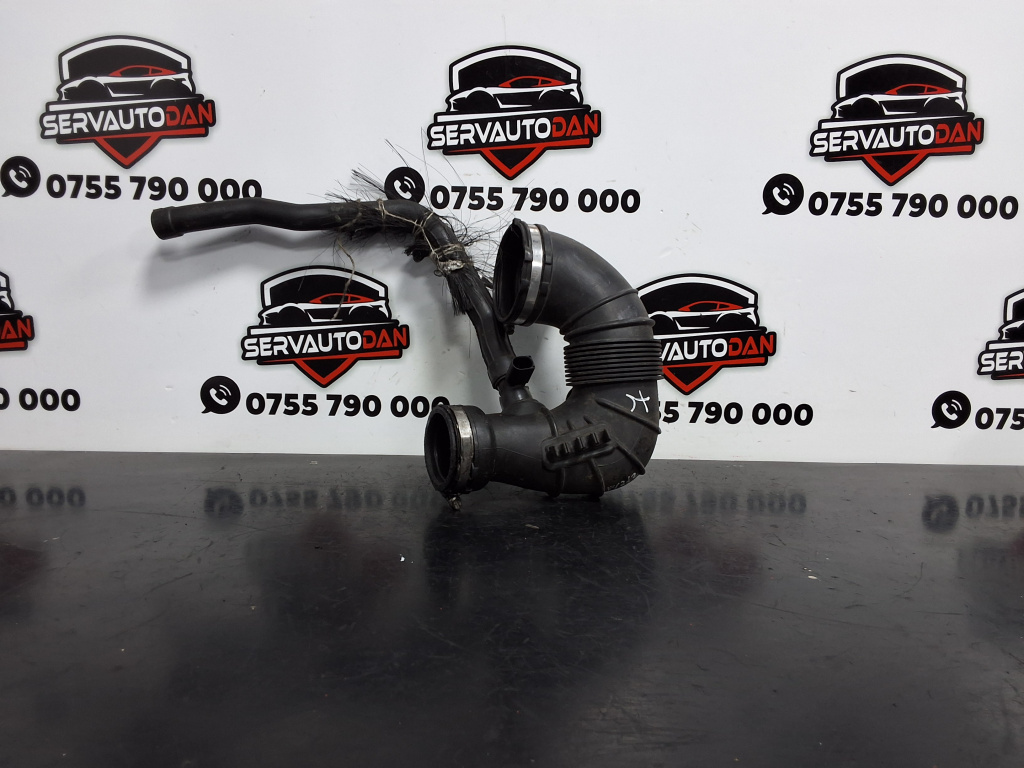 Furtun admisie aer Mercedes-Benz E-Class (2009->) [W212] 2.2 Motorina 2012, A6510900337