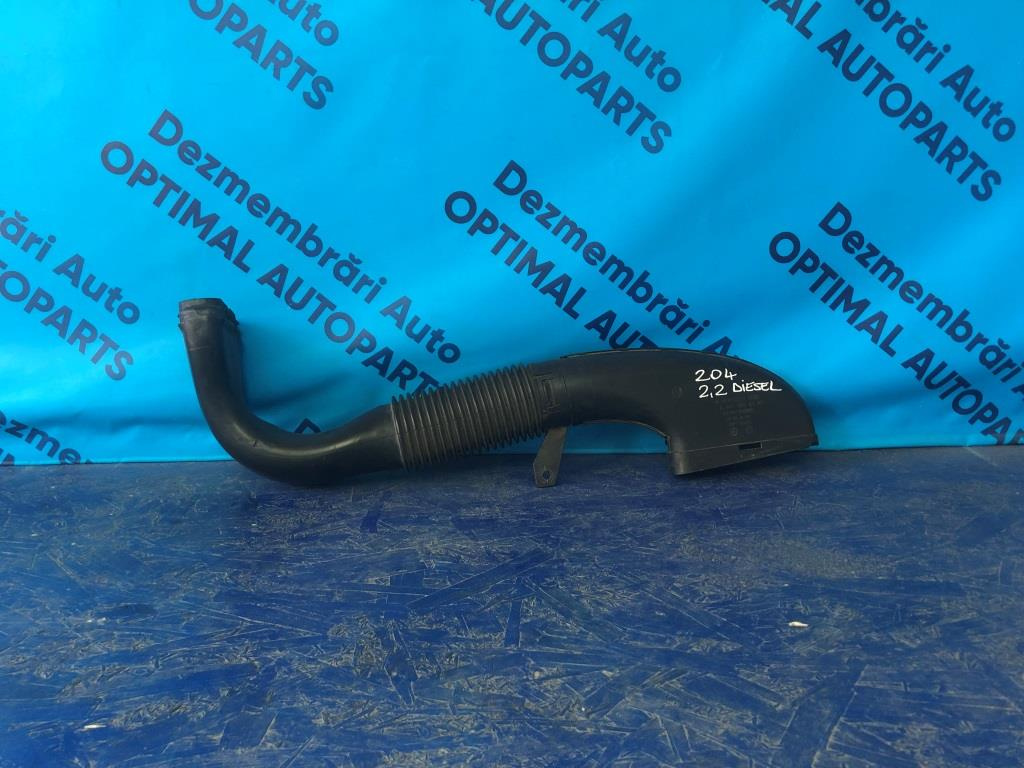 Furtun admisie aer Mercedes C Class C200 CDI C220 CDI W204 2007-2009 COD A6460900182