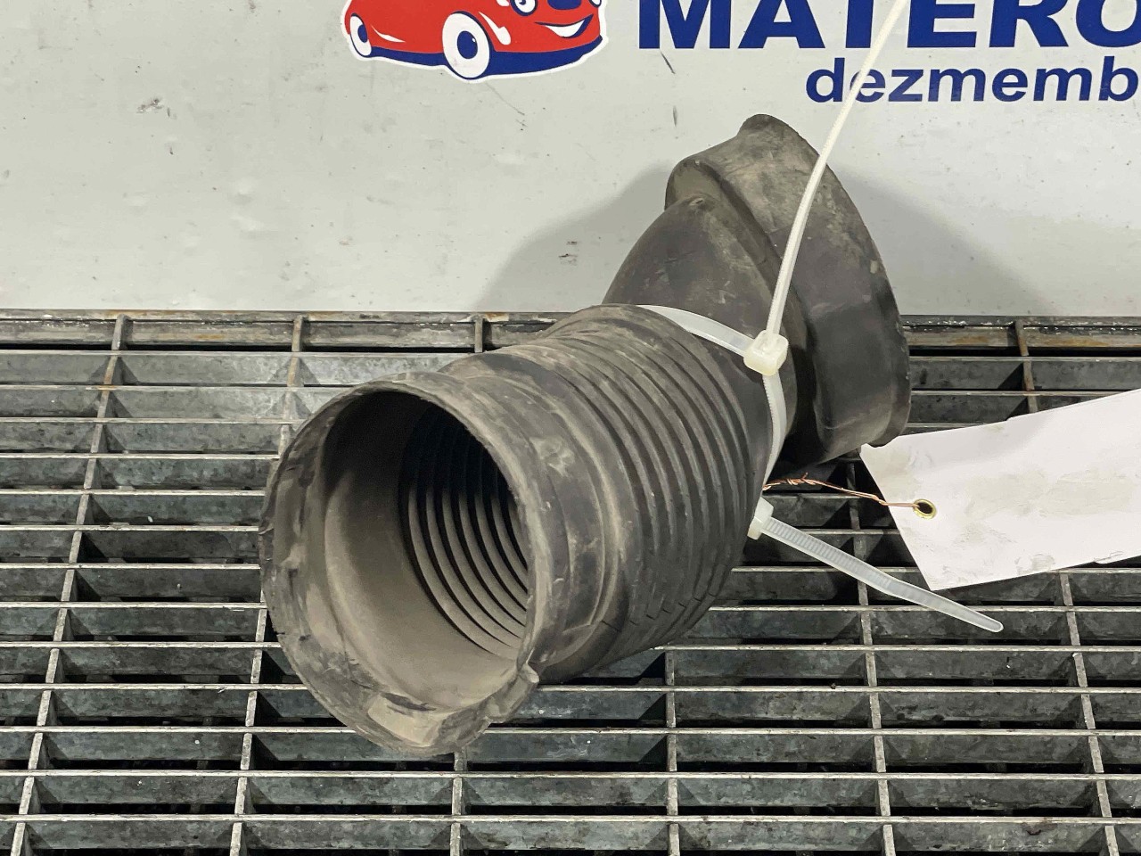 FURTUN ADMISIE AER OPEL ZAFIRA B Z19DT - (2005 2011)