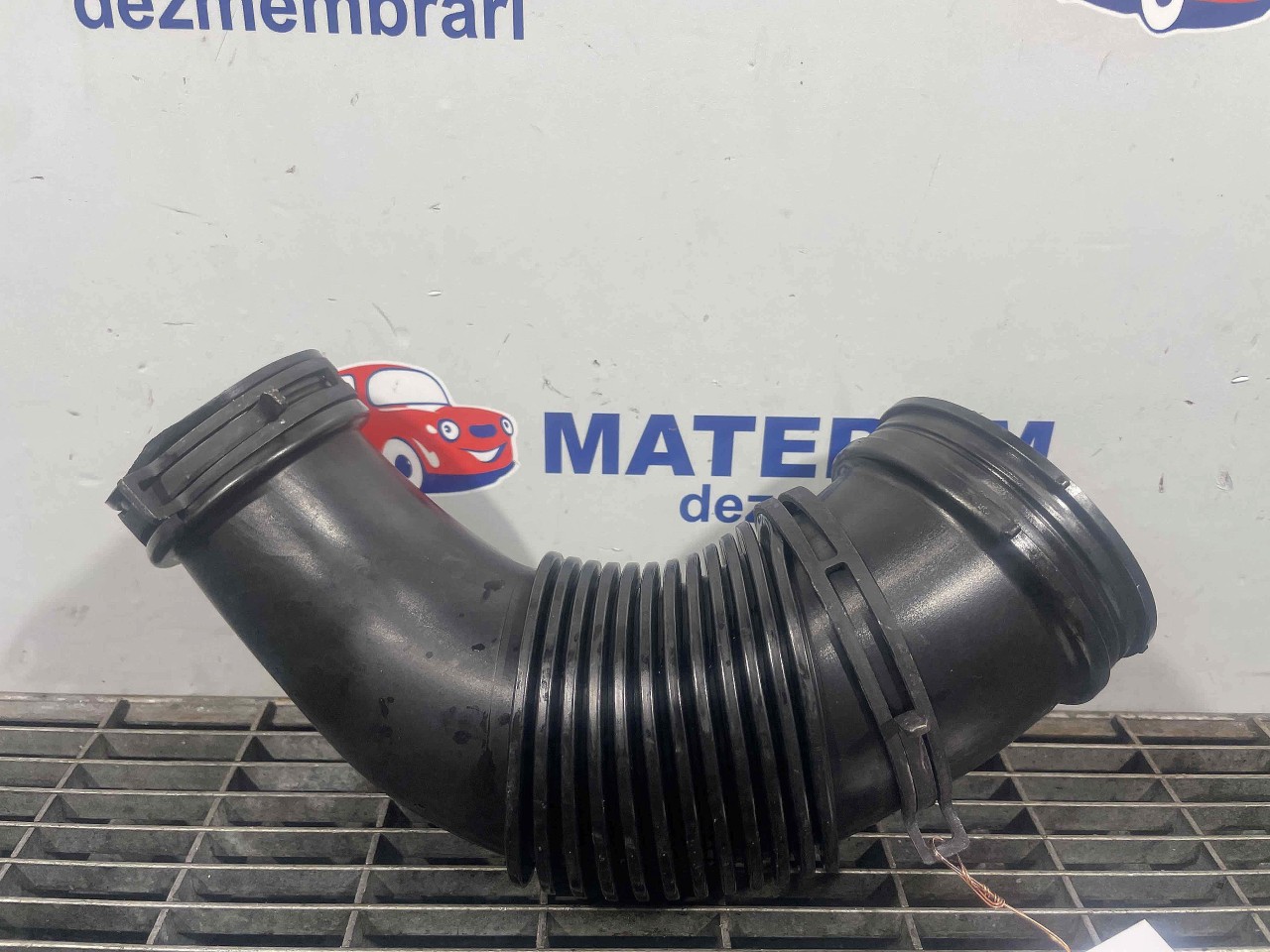 FURTUN ADMISIE AER PORSCHE MACAN S 3.0 TDI - (2014 2018)