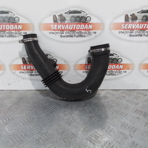 Furtun admisie aer Renault Clio 2 (1998-2005) 1.5 Motorina 2005, 8200143788A