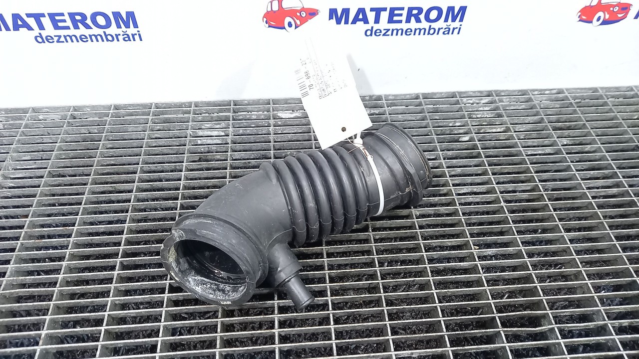FURTUN ADMISIE AER TOYOTA AURIS 1.6 INJ 16V - (2010 2012)