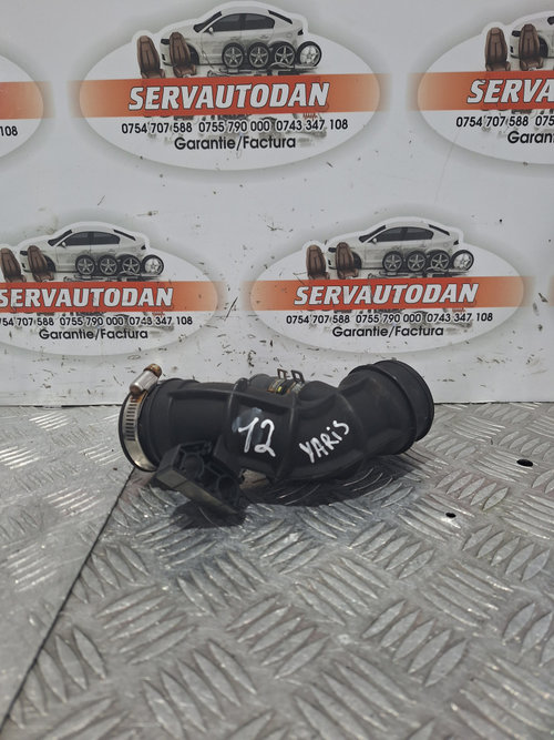 Furtun admisie aer Toyota Yaris (2005->) 1.0 Benzina 2011, 17883-0G010