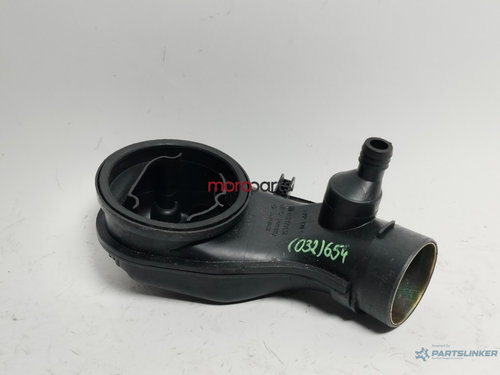 Furtun admisie aer ​Volkswagen Golf 3 Hatchback 1995 1.6 032129654 OEM 032129654
