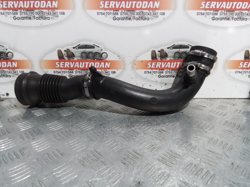 Furtun admisie aer Volvo XC90 (2002->) 2.4 Motorina 2006, 30714480