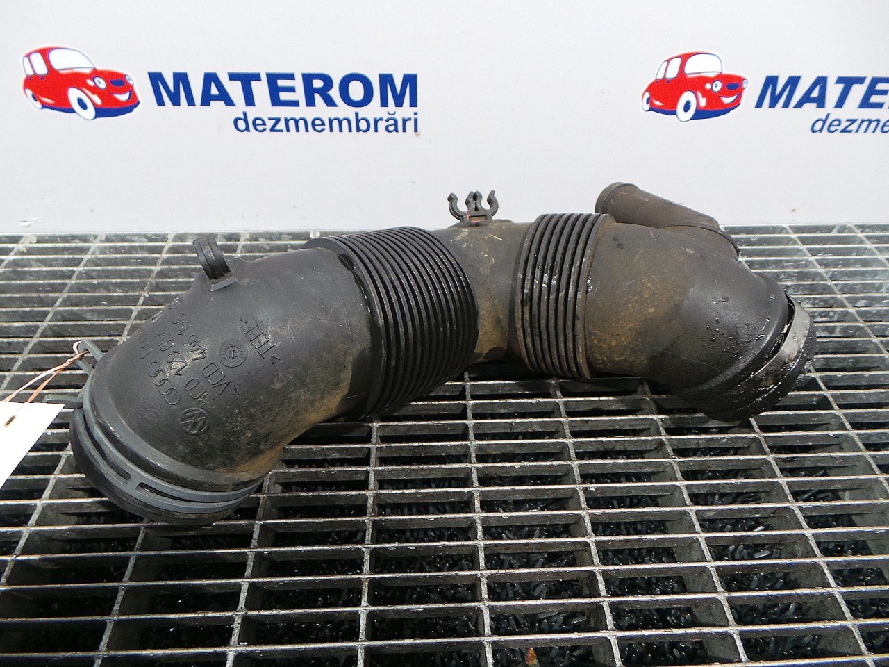 FURTUN ADMISIE AER VW TOURAN TOURAN 1.9 TDI - (2007 2010)