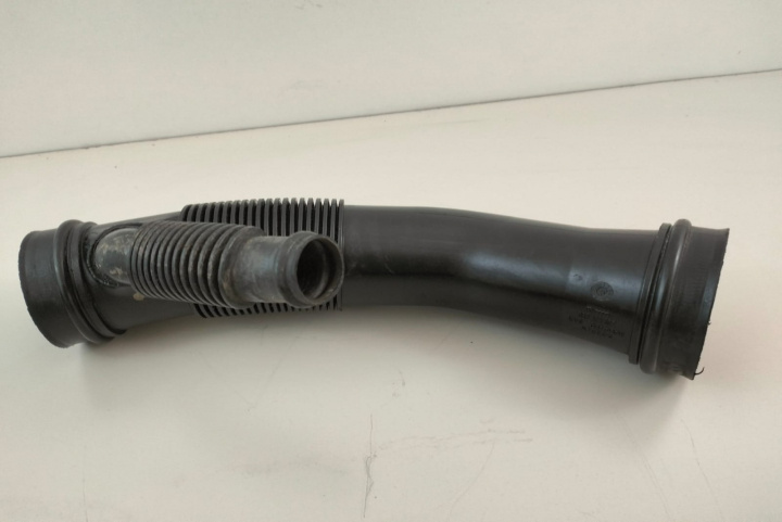 Furtun admisie AHL Audi A4 B5 [1994 - 1999]