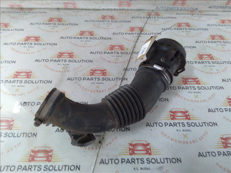 Furtun admisie AUDI A5 2.7TDI an fabr. 2011