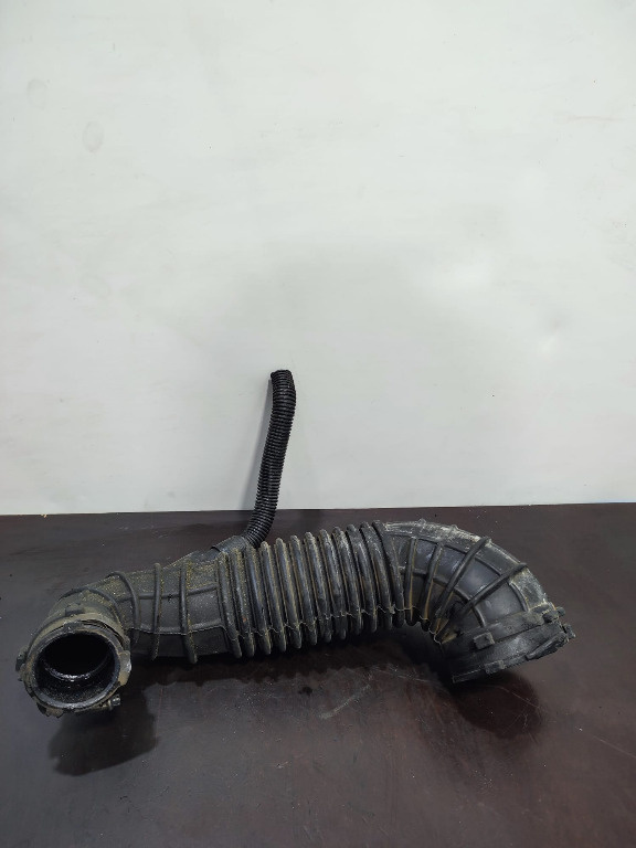 Furtun admisie Audi Q5 2.0 TDI 03G129629D