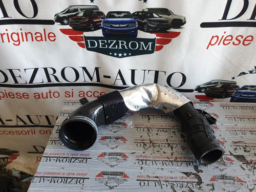 Furtun admisie dreapta VW Phaeton 5.0TDi V10 313 cai cod piesa : 3D0129615A
