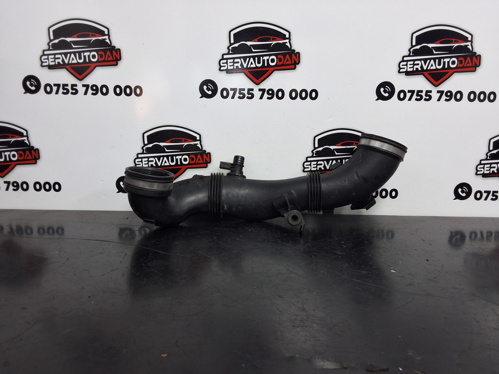 Furtun admisie Mercedes-Benz C-Class (2014->) [W205] 1.6 Motorina 2017, A6260900137