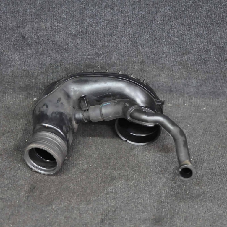 Furtun admisie Mercedes C220 cdi w204 A6460940997