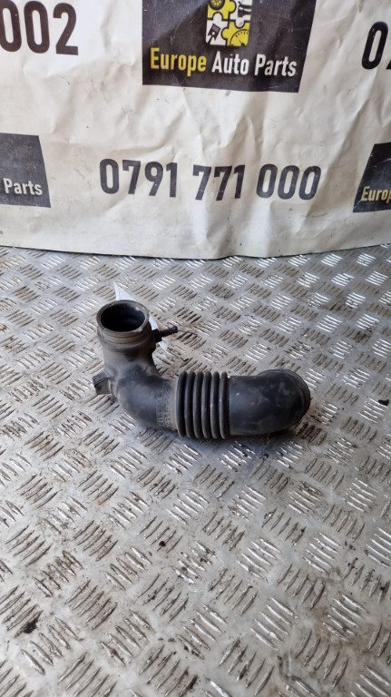 Furtun admisie Mitsubishi ASX 1.6 I 4A92 an de fabricatie 2011 cod 1505A188