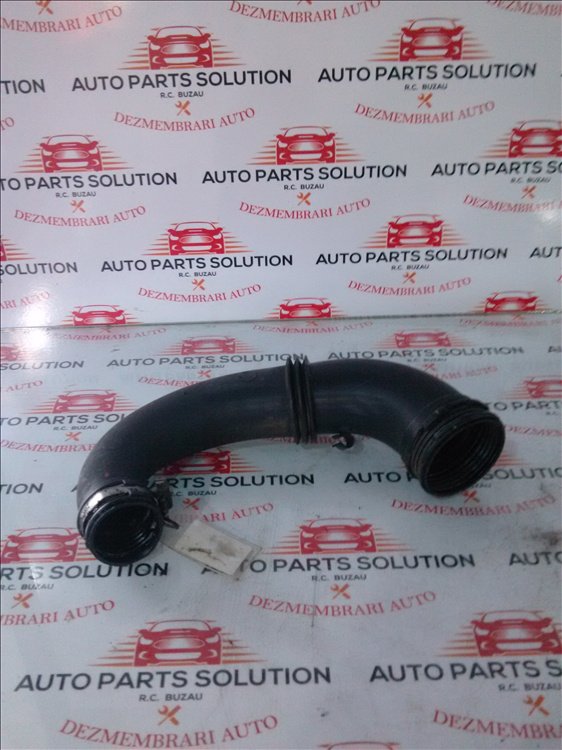 Furtun admisie RENAULT TRAFIC 1.9 DCI an fabr. 2003
