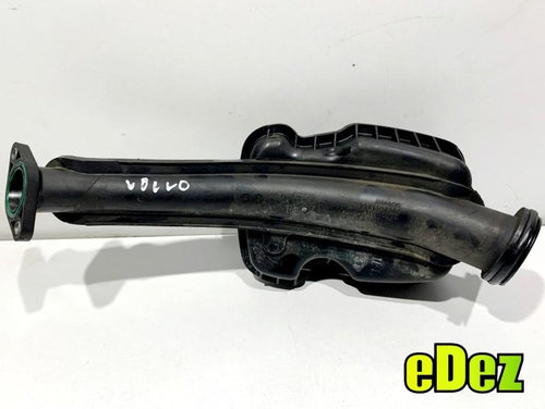 Furtun admisie / rezonator aer Volvo S80 2 facelift (2013-2016) 2.4 d5 D5244T15 215 cp 30774691