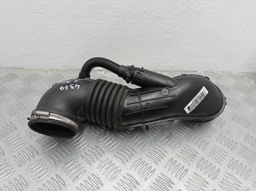 Furtun admisie turbo 7804846 BMW X3 (E83) 2.0 D cod motor N47D20A an fab. 2007 - 2010