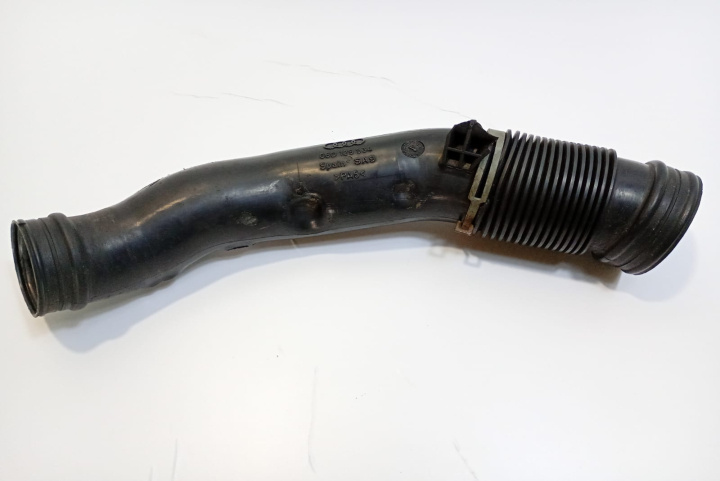 Furtun aer admisie 2.0 fsi 06D129534 Audi A4 B6 [2000 - 2005]