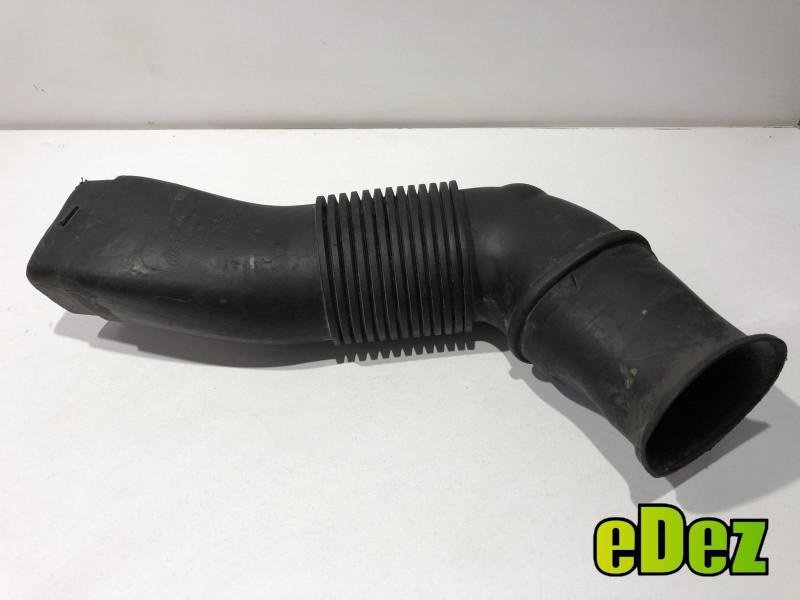 Furtun aer BMW Seria 7 (2001-2008) [E65, E66] 3.0 d 7789131