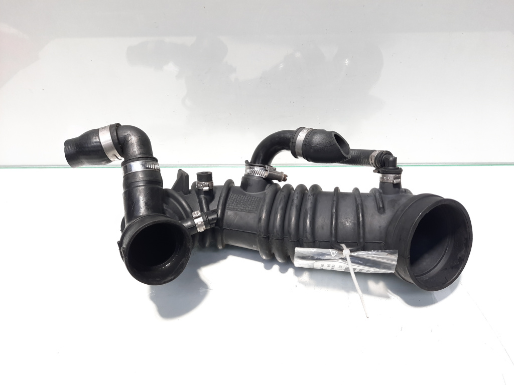 Furtun aer, cod 06B133356AA, Audi A4 (8EC, B7), 1.8T benzina,BFB (id:416398)