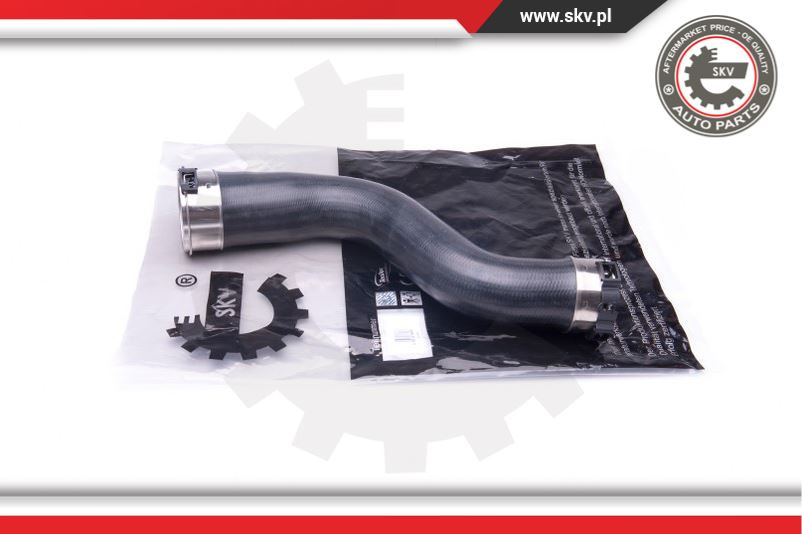 Furtun aer supraalimentare ; BMW 1 3 4 X3 X4 ; 11618573762